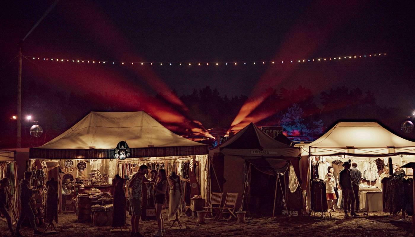 Stände auf dem Klangtherapie Festival