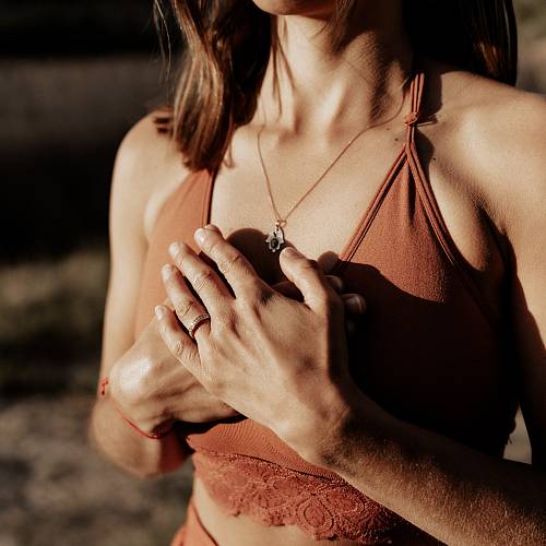 Embodied Yoga & Cacao-Ceremony