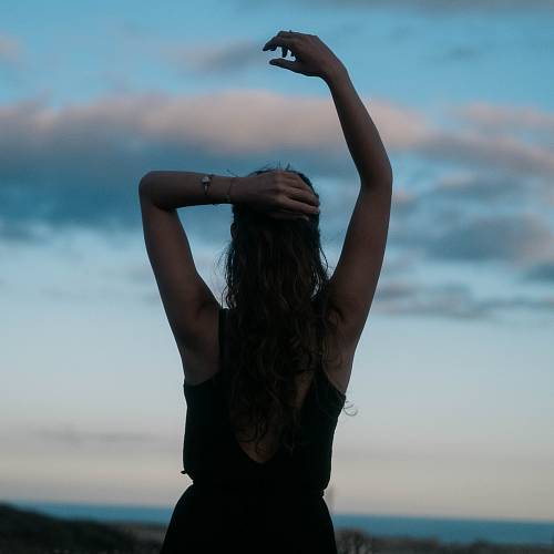 Der Klang der Stille: Yin Yoga & Handpan